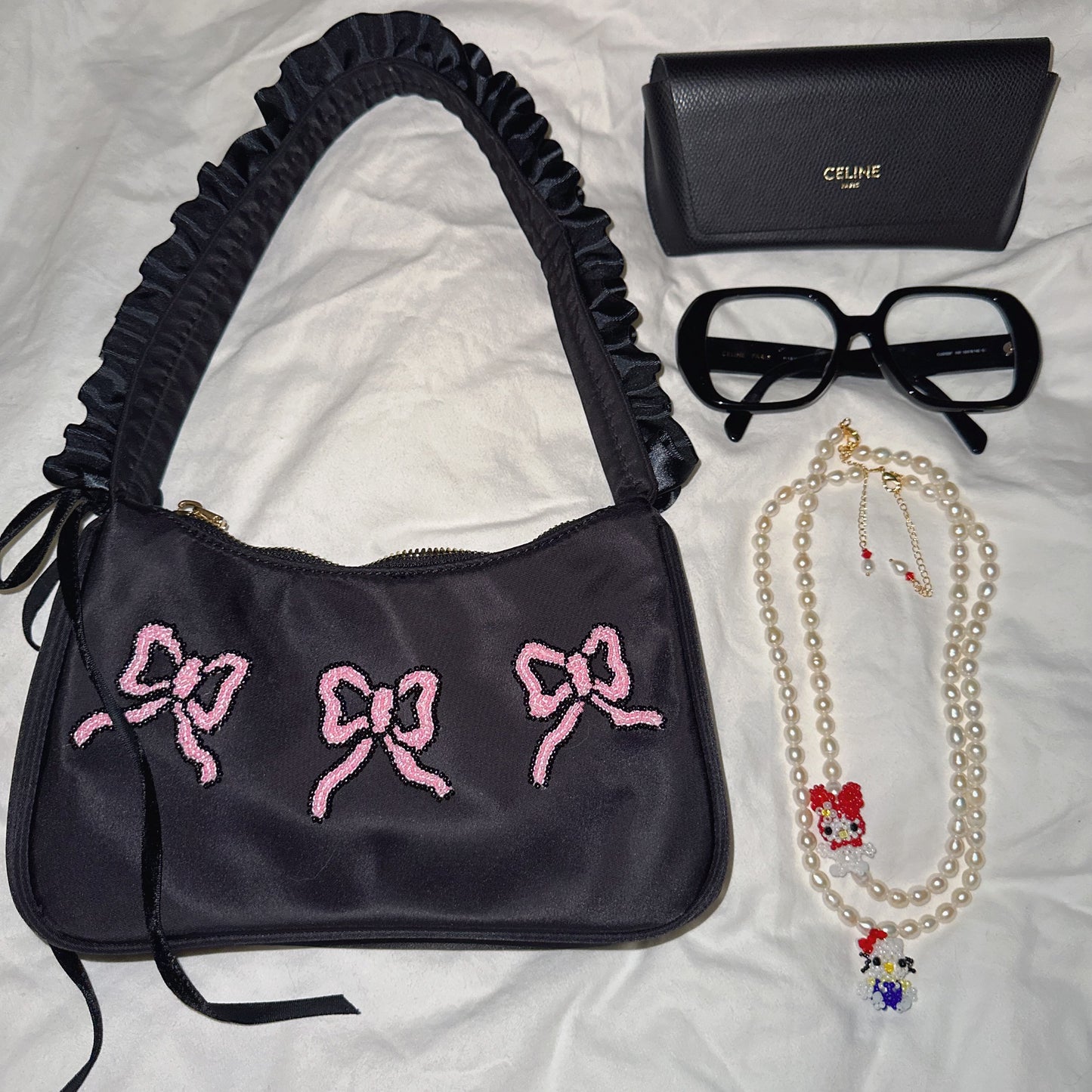 Retro Hello Kitty Pearl Necklace