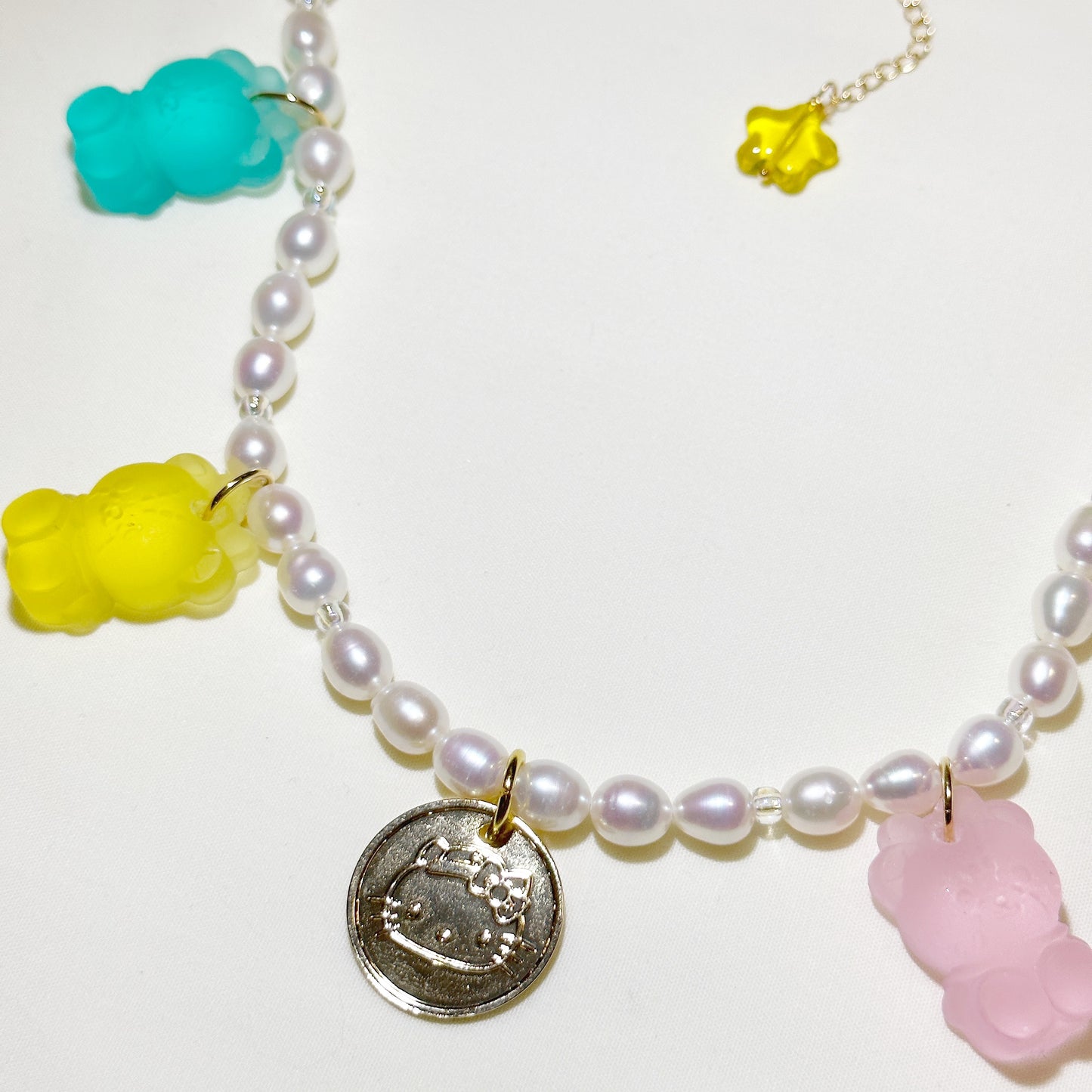 Hello Kitty Gummy Bear