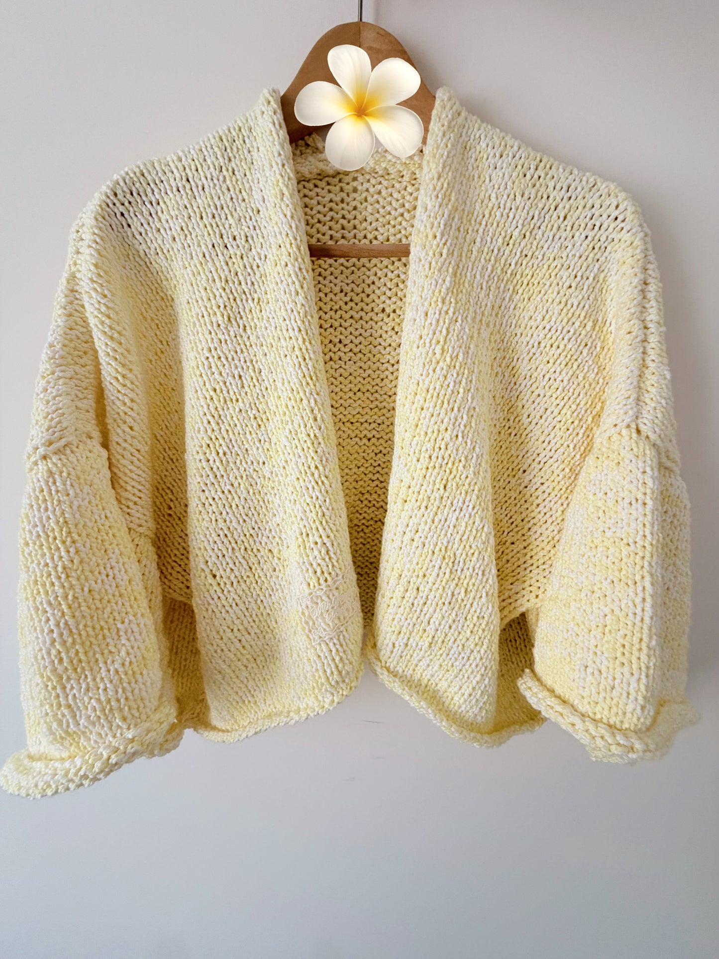 Oversized Knit Cropped Cardigan (🍿Butter Popcorn)